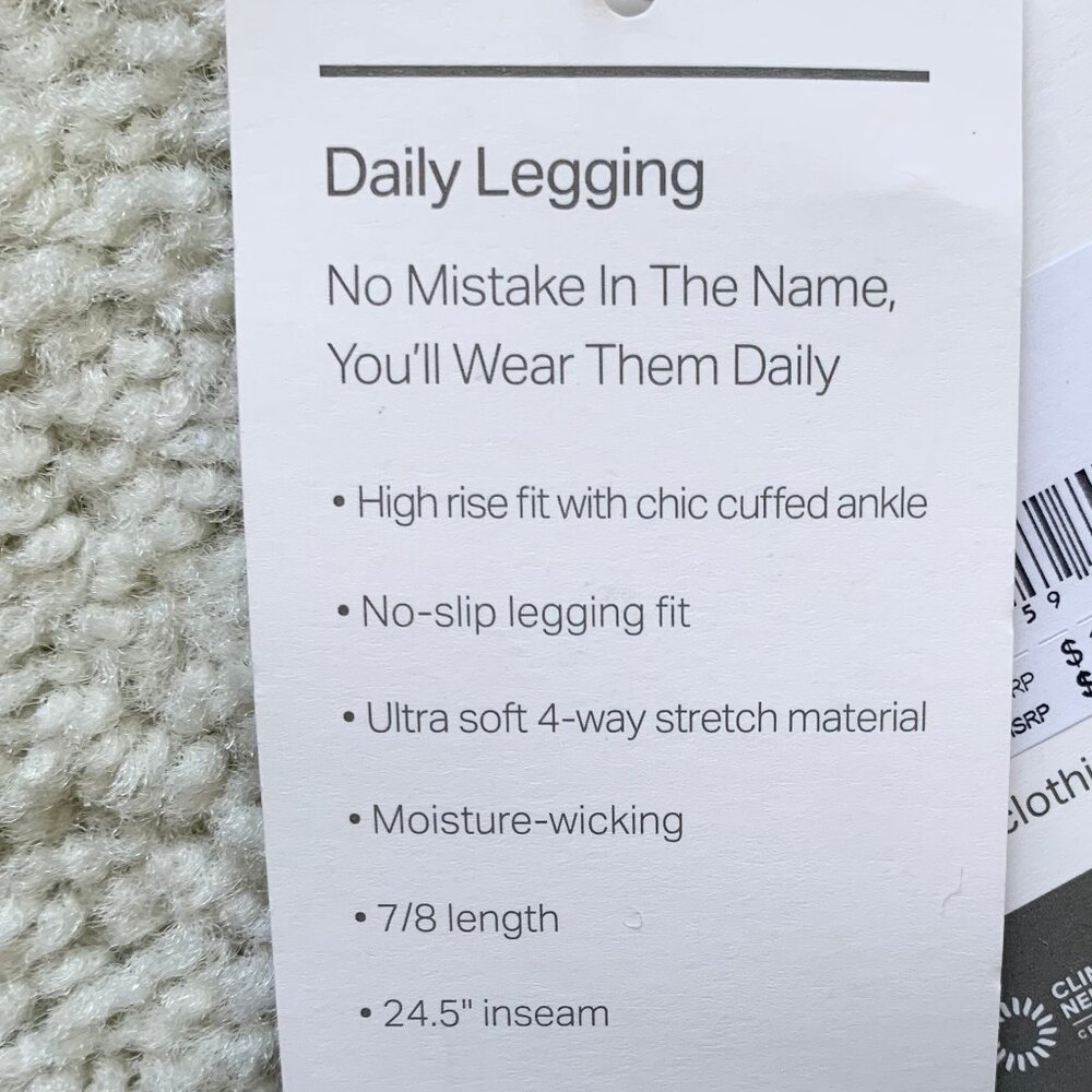 NWT Vuori Daily Legging, High Rise 7/8 Length, XXS, Black - Picture 13 of 14